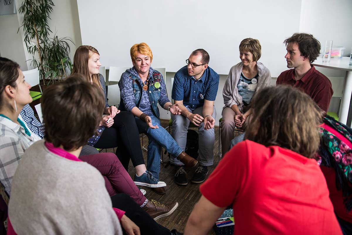 Rad u grupama dao je priliku za bolje upoznavanje i razmjenu iskustva