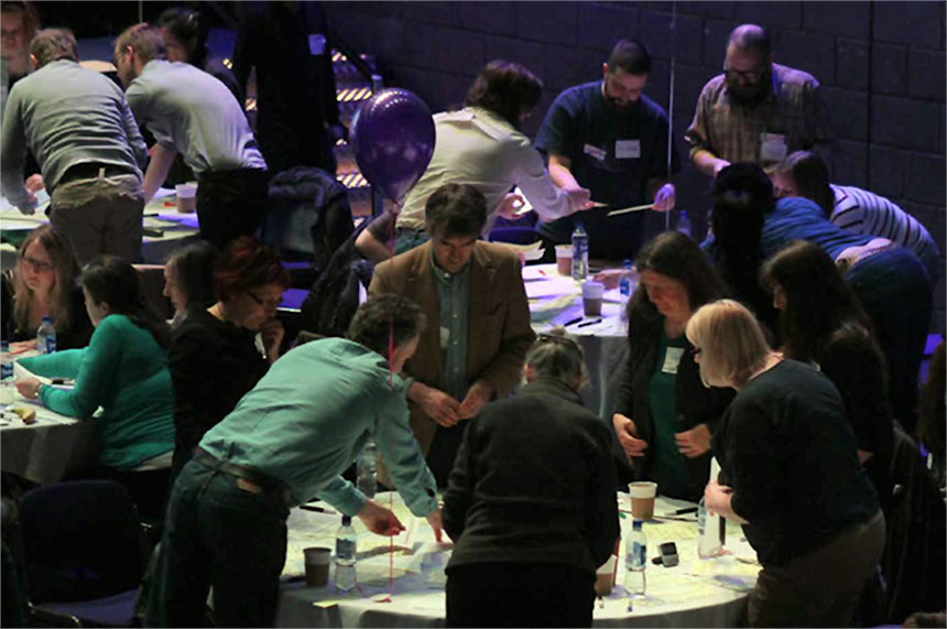 A moglo bi biti ovako... Lokalna vlast može uključiti građane da aktivno sudjeluju u analizi potreba zajednice, izgradnji strategija, proračuna ili donošenju važnih odluka.