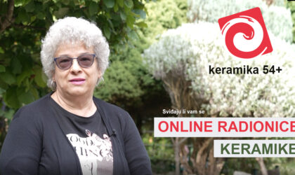 VIDEO: Prednosti online učenja za osobe starije od 54 godine