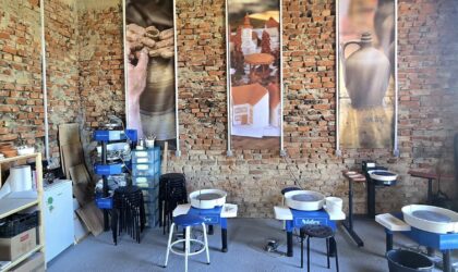 Uređujemo studio u stilu starih lončarskih radionica