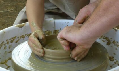 Projekt RUKE KOJE OBLIKUJU